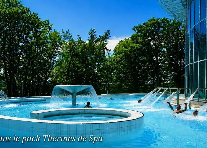 La Reine Hotel & Restaurant